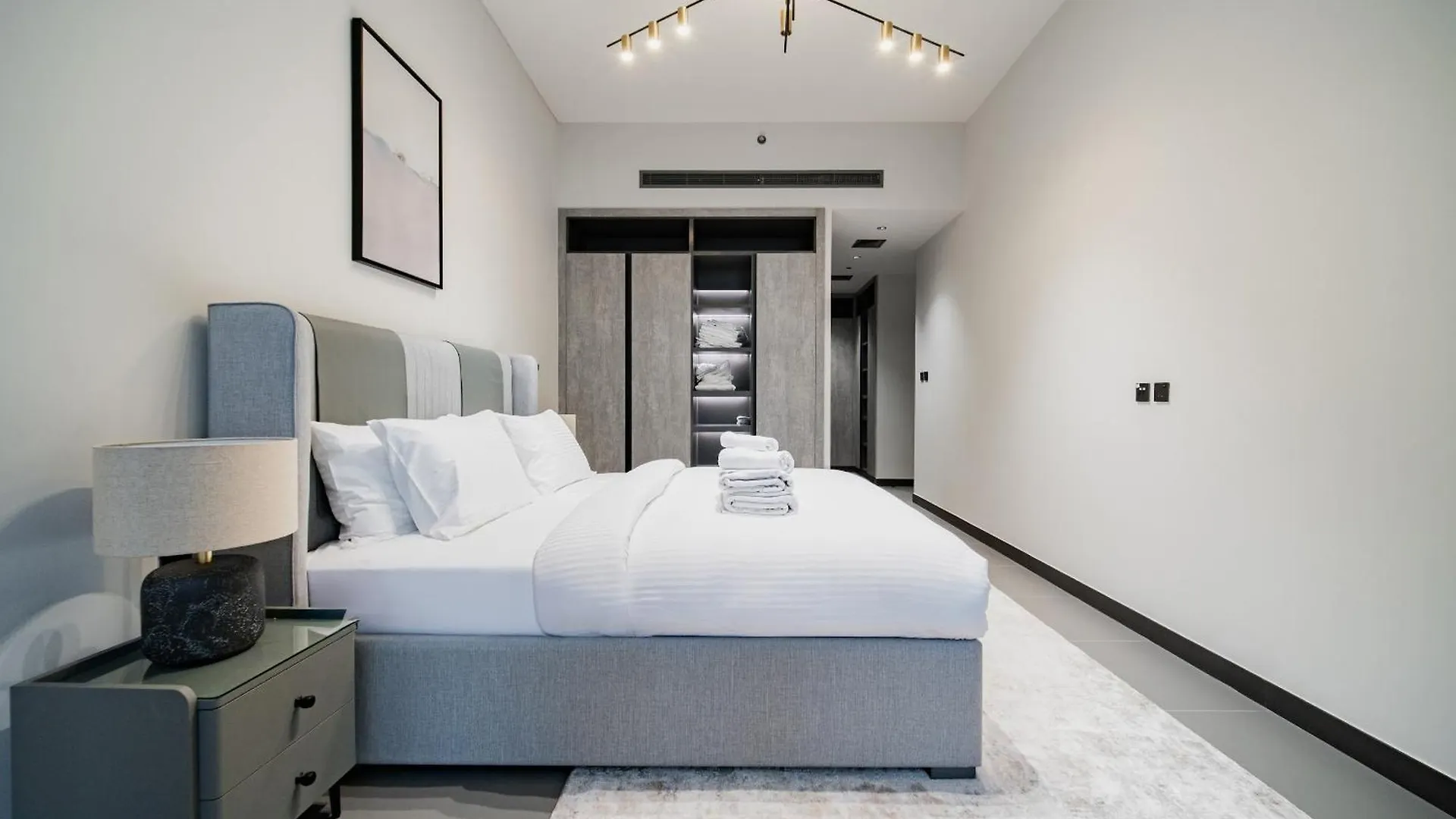 Apartment Near Metro - Spacious 1Br Jlt & Free Baby Gear Dubai United Arab Emirates