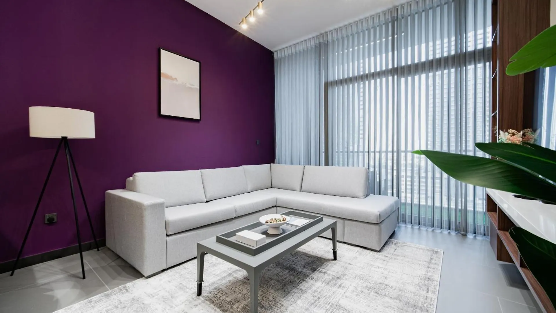 Apartment Near Metro - Spacious 1Br Jlt & Free Baby Gear Dubai