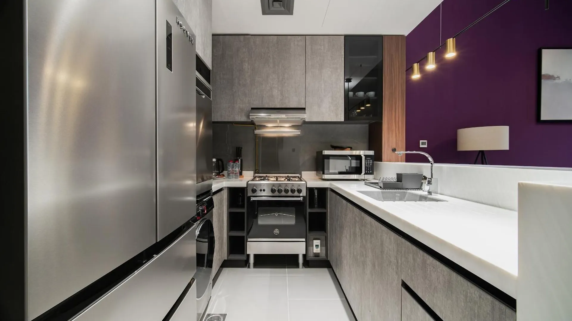 Near Metro - Spacious 1Br Jlt & Free Baby Gear Dubai 0*,  United Arab Emirates