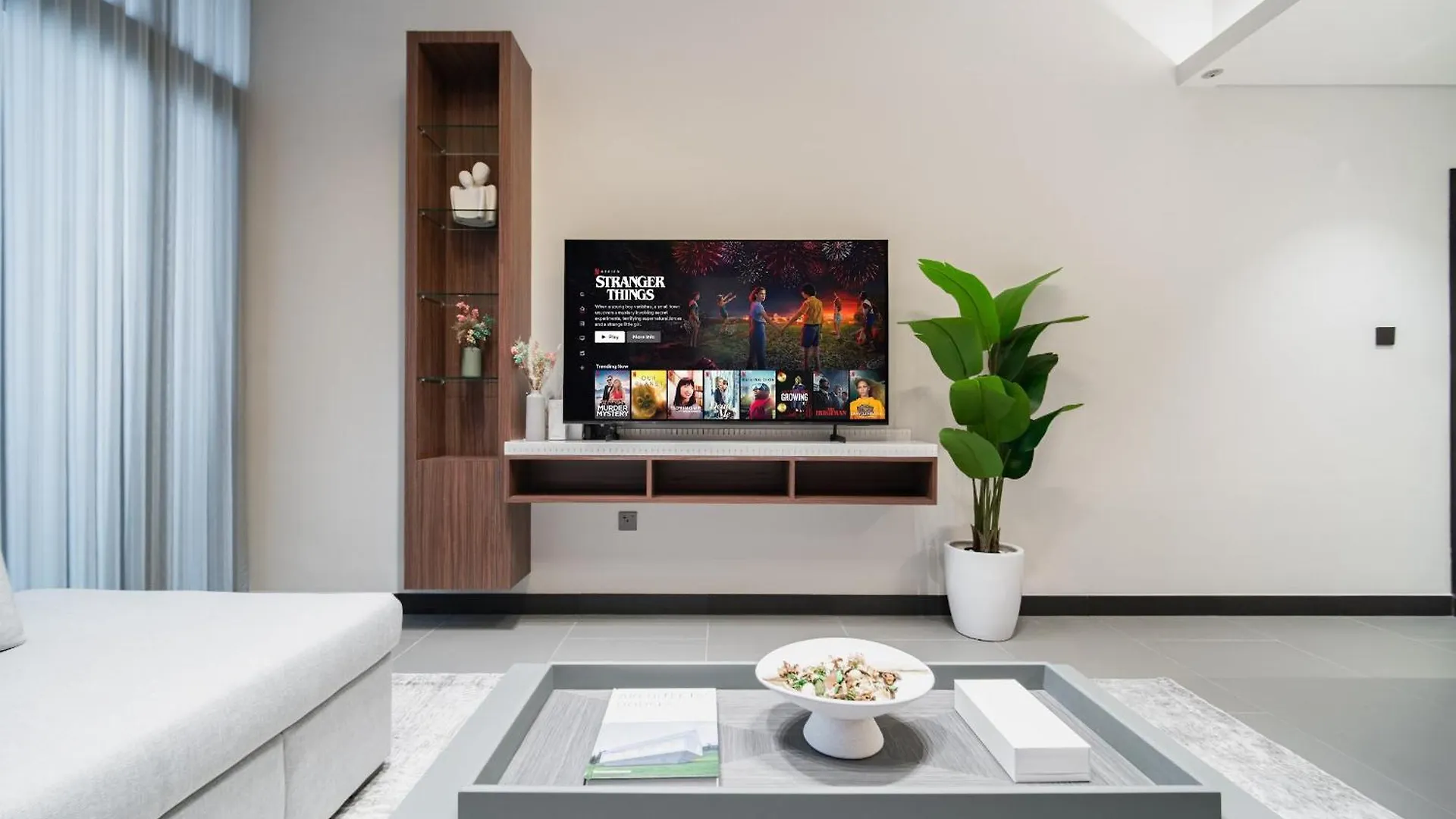 Near Metro - Spacious 1Br Jlt & Free Baby Gear Dubai 0*,