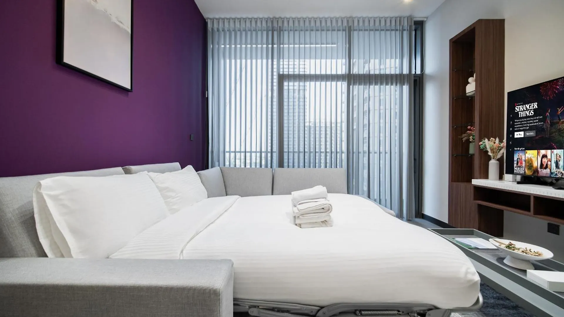 Near Metro - Spacious 1Br Jlt & Free Baby Gear Dubai Apartamento